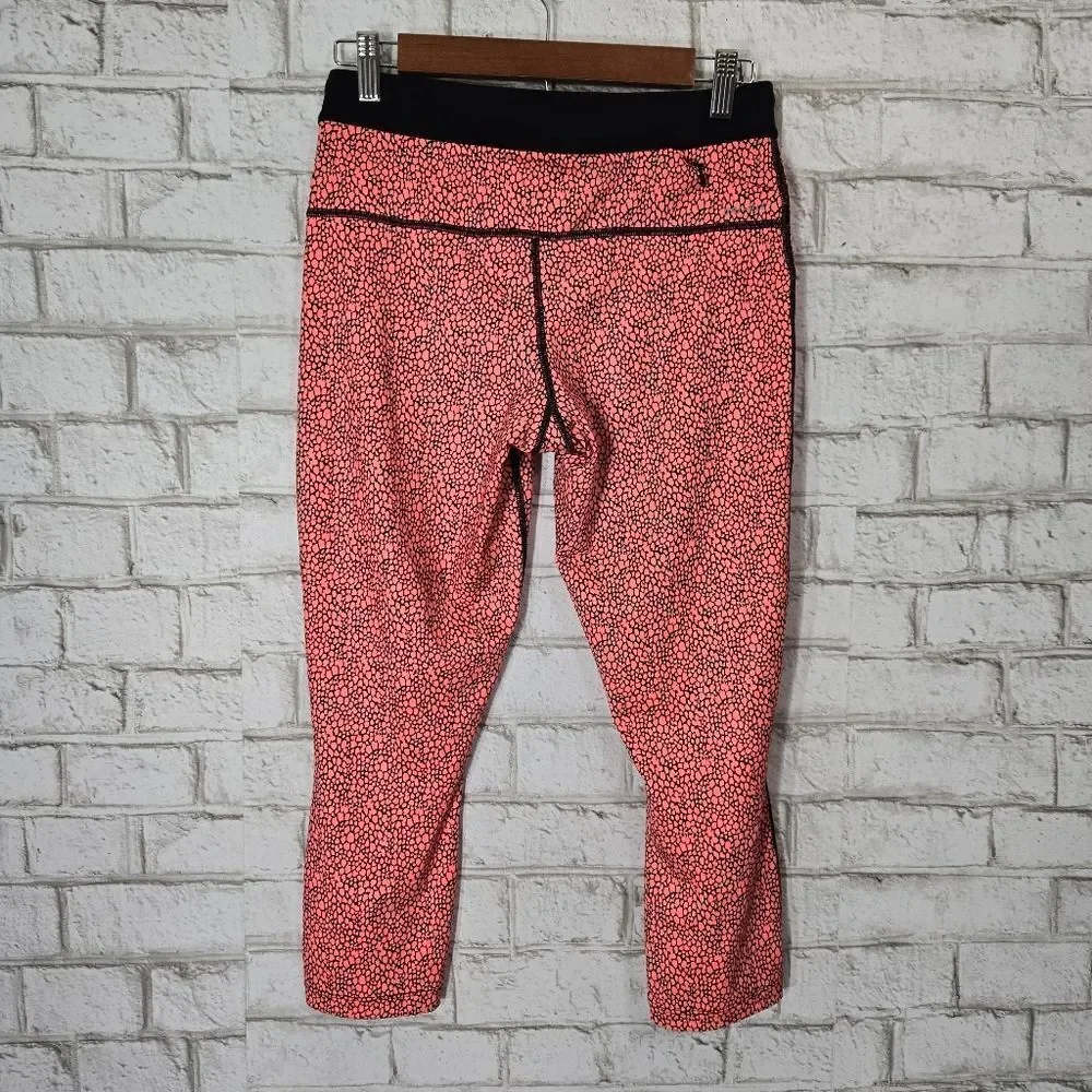 Nike Coral Pink Printed Capri Leggings with Black Waistband